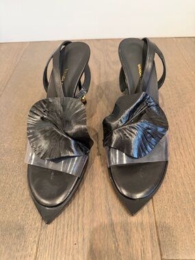vanda novak gloria black leather 3d anthurium flower pedal high heels sandals 37